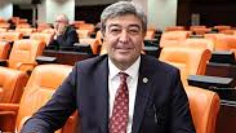 İYİ Parti Kayseri Milletvekili Dursun Ataş, iktidarın gündeme getirdiği kanun tekliflerinde vatandaş