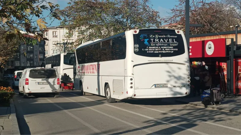 Keşan’da otobüs parkları trafiği kilitliyor!