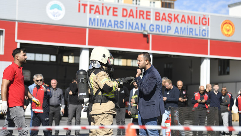 BÜYÜKŞEHİR İTFAİYESİ’NDEN LİTYUM İYON BATARYA YANGIN TATBİKATI
