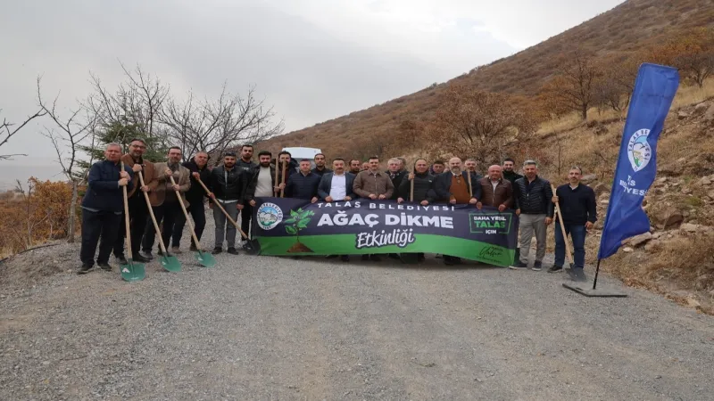 Ali Dağı'nın zirvesine bin 111 fidan