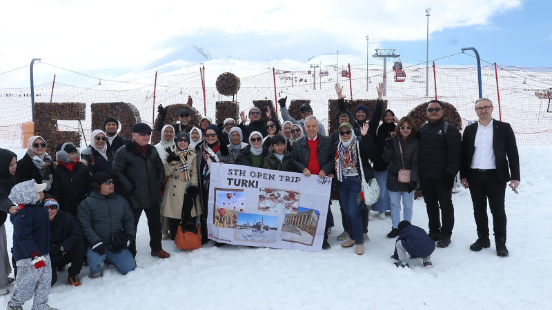 ERCİYES, GELENEKSEL KIZAK TÜRKİYE ŞAMPİYONASI’NA EV SAHİPLİĞİ YAPTI